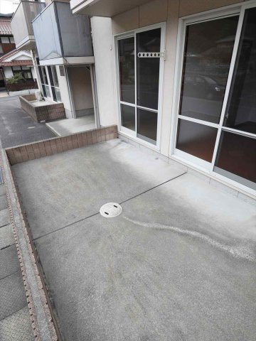 サンハイツⅢの駐車場