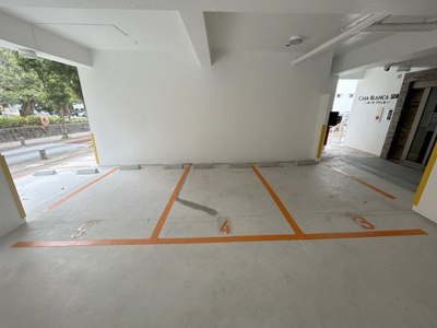 【駐車場】 | Casa　Blanca　泉崎（カーサブランカ泉崎）駐車場 | Casa　Blanca　泉崎（カーサブランカ泉崎）★那覇市泉崎エリア