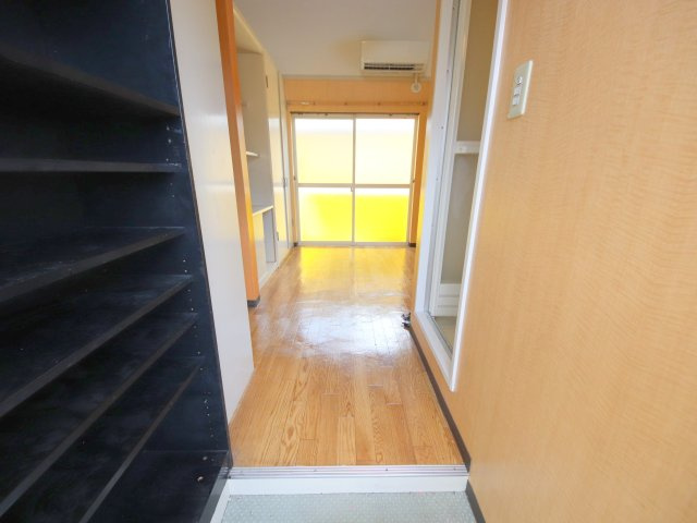 シングルモアの玄関