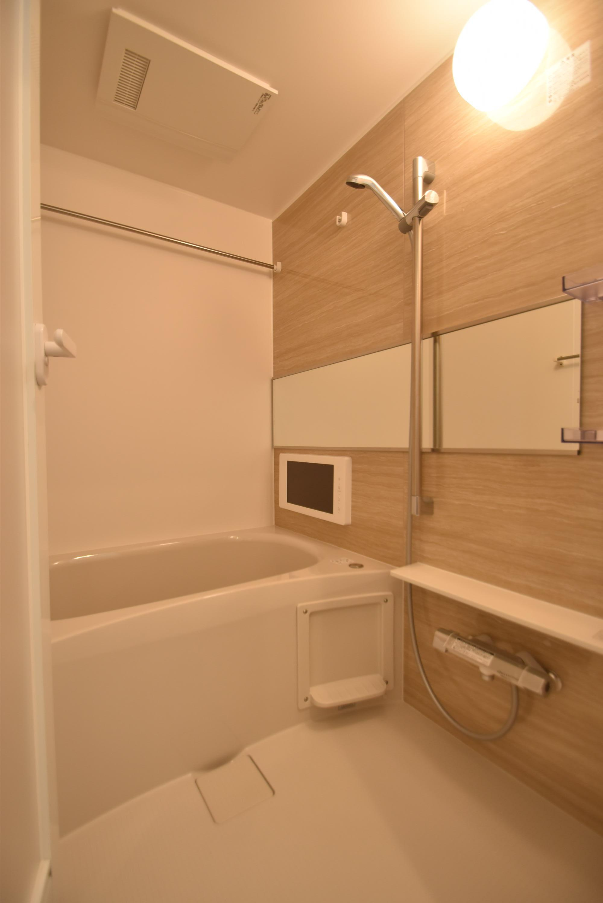 大阪市城東区中央３丁目の賃貸マンションの浴室