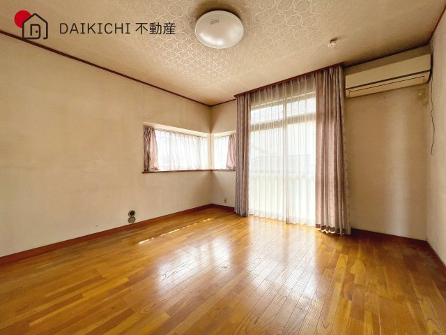 【居間・リビング】 | 桶川市下日出谷　中古戸建