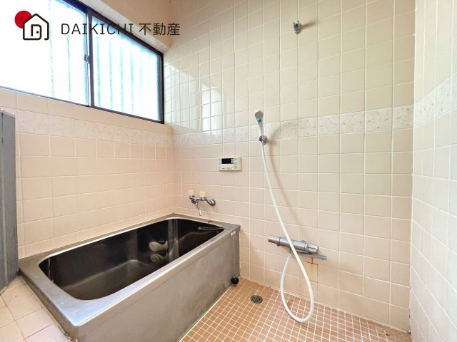 【浴室】 | 桶川市下日出谷　中古戸建