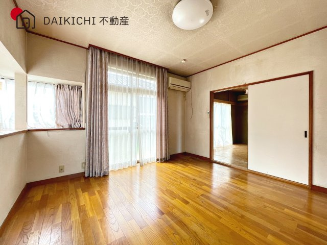 【居間・リビング】 | 桶川市下日出谷　中古戸建