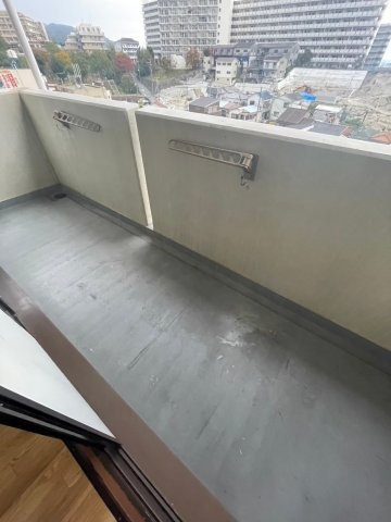 ロワジール山手のバルコニー