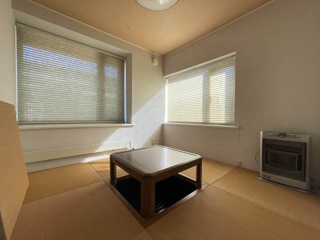 八戸市長根3丁目の和室