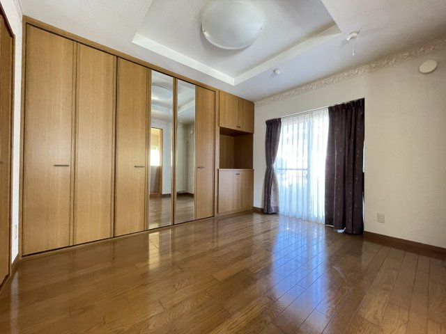 八戸市長根3丁目の居間・リビング