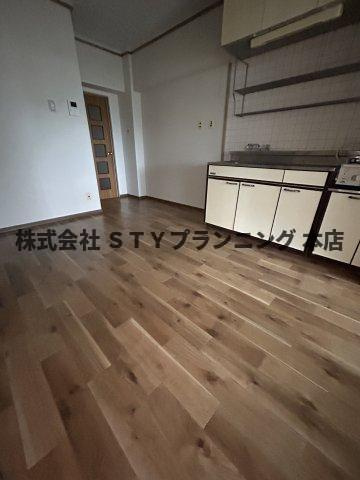 仲介手数料０円！第二日吉ビルの居間・リビング