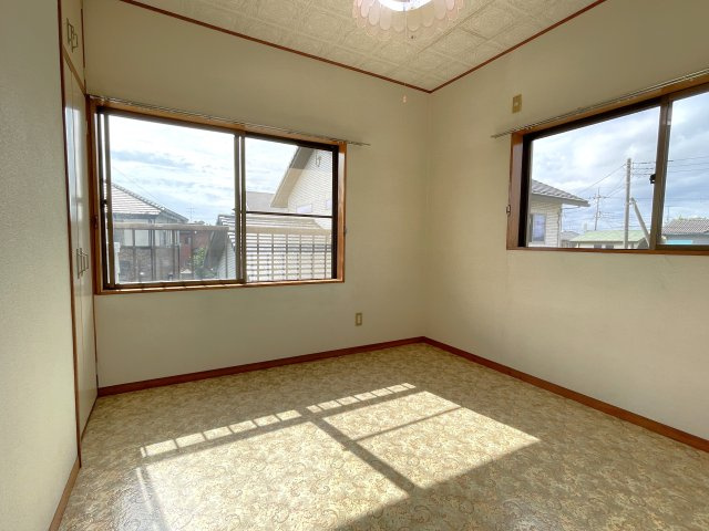 大網白里市北飯塚253-7貸家の洋室