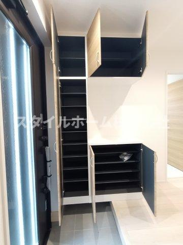 リナージュ豊川市蔵子の収納