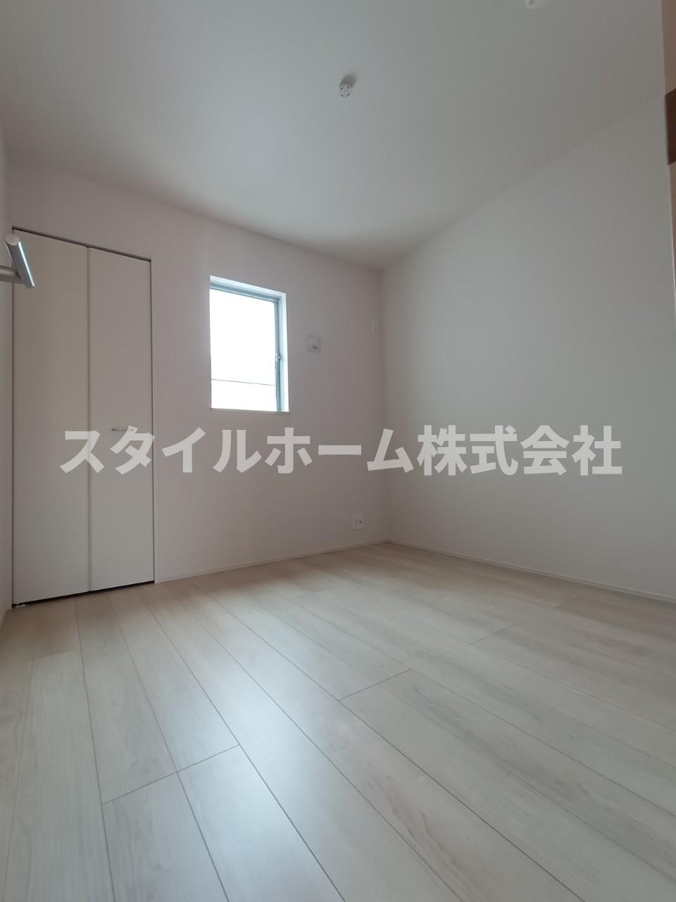 リナージュ豊川市蔵子の居間・リビング