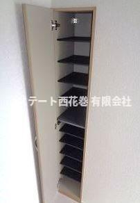 コンフォールAの玄関