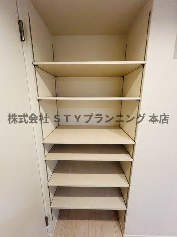 仲介手数料０円！コレクション本郷の収納