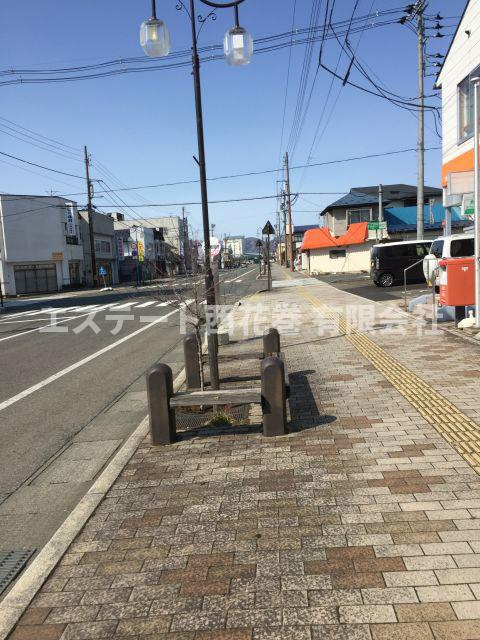 サンコービル|ﾋﾞﾙ向かいに郵便局、駅まで直線