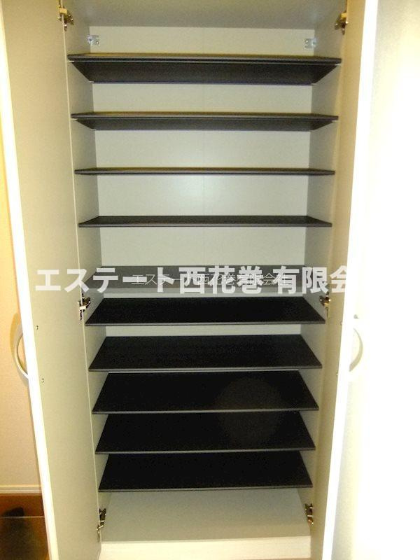 クレスト桜町の収納|シューズボックス