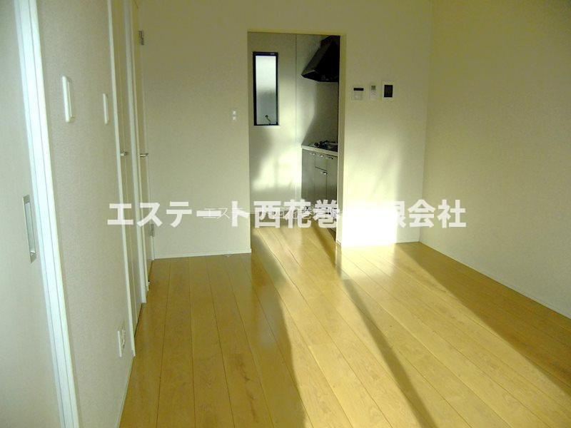 クレスト桜町の居間・リビング