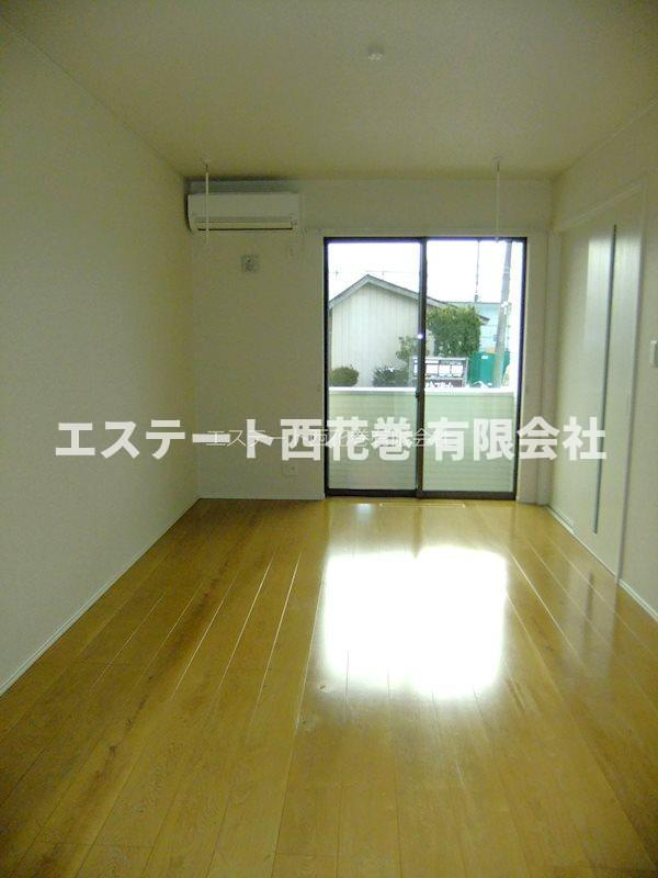 クレスト桜町の居間・リビング