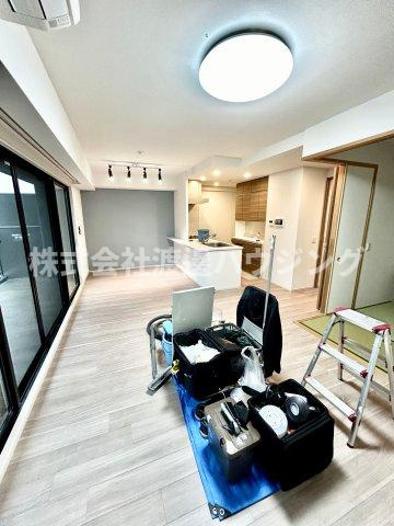 レ・ジェイド千里青山台のロビー