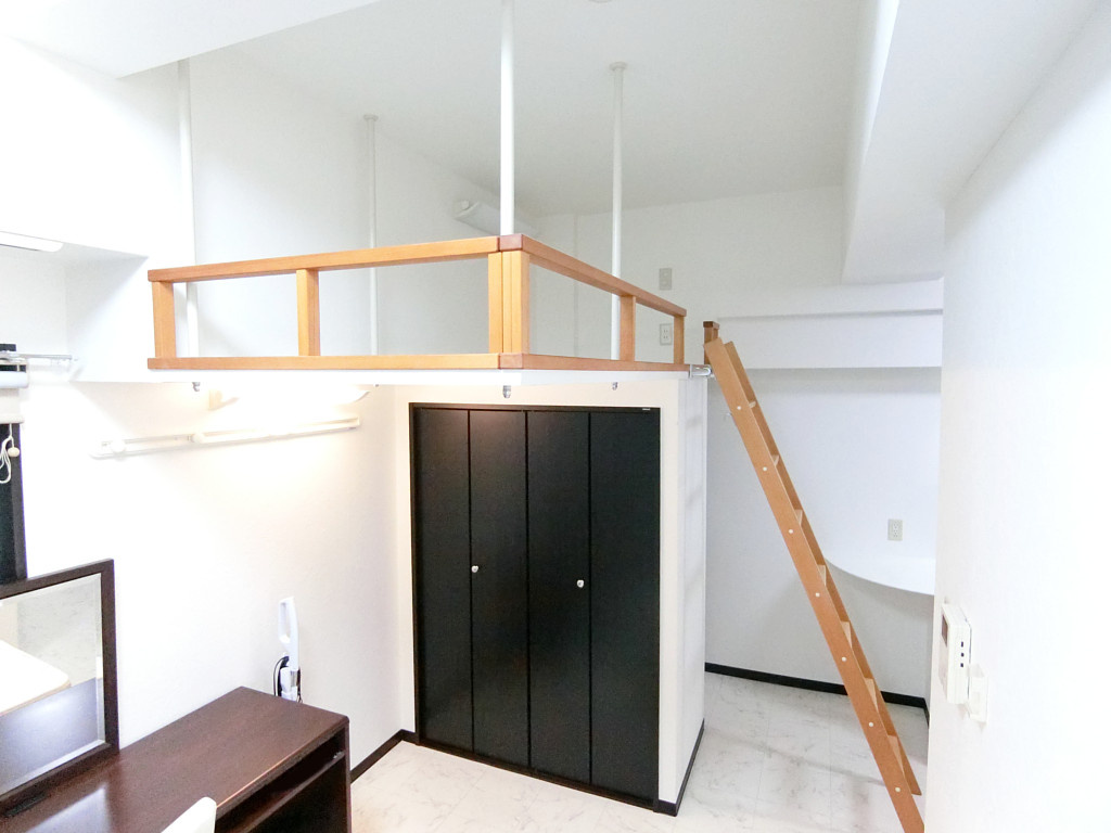 ファンタジービルの内装|明るい色調の室内です