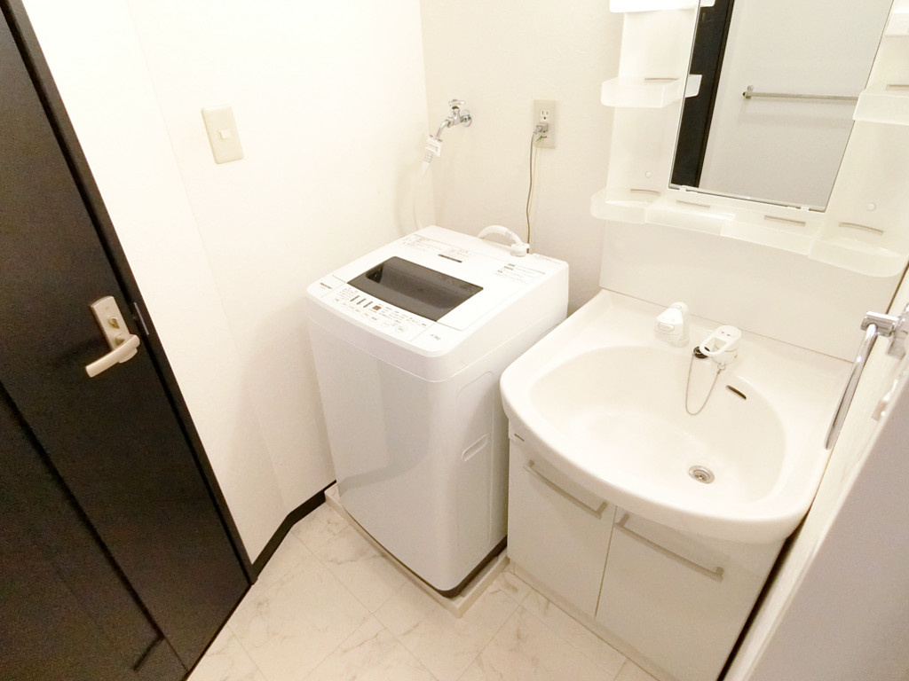 ファンタジービルの内装|明るい色調の室内です