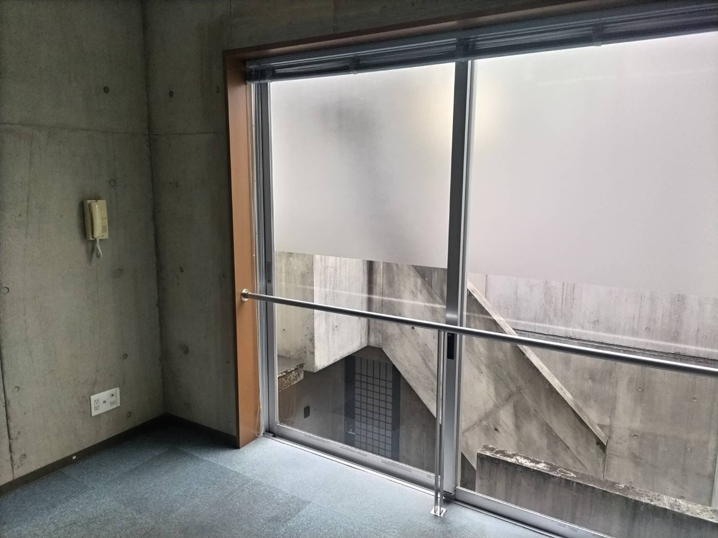 大津市馬場２丁目の店舗事務所の内装|室内です