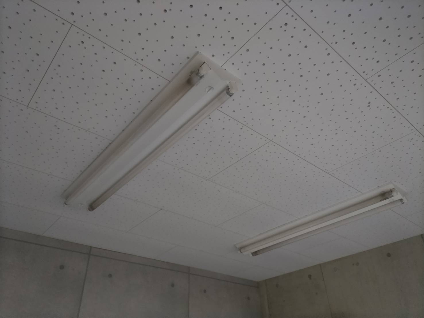 大津市馬場２丁目の店舗事務所の内装|室内です