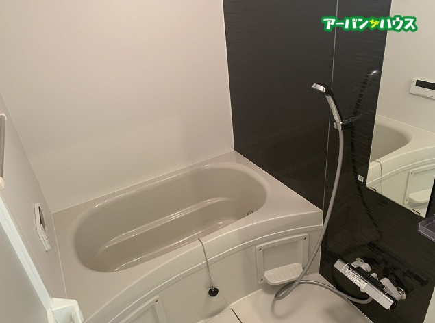 REGALEST　桑田の浴室