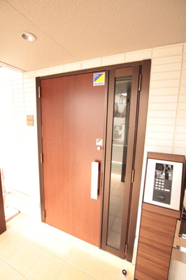 ★セキュリティ安心のオートロック★