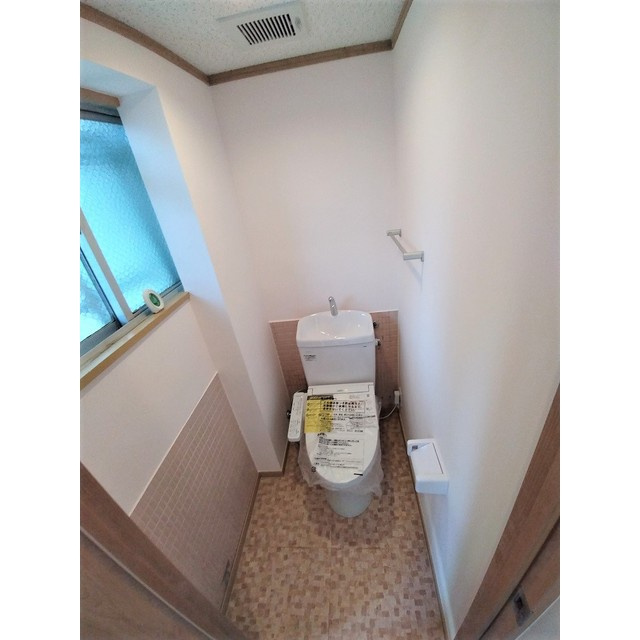 栄寿荘のトイレ|温水洗浄暖房便座