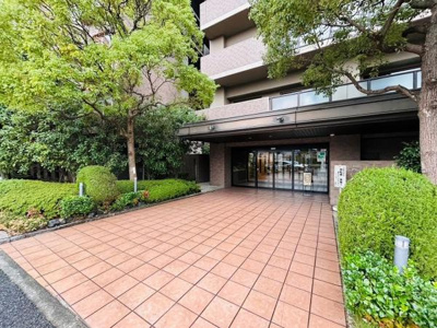 【エントランス】 | レジデンス羽衣ガーデンスクエア