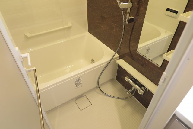 パークアクシス大阪新町の浴室