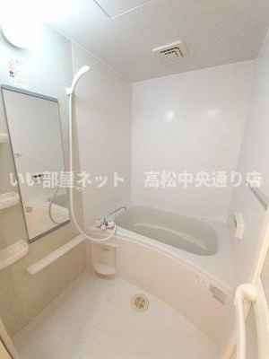 【浴室】 | ベル・ソレイユＤ