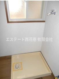 コーポかじまちBのその他|洗濯機置き場