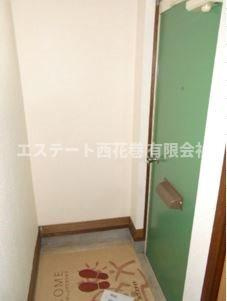 コーポかじまちBの玄関