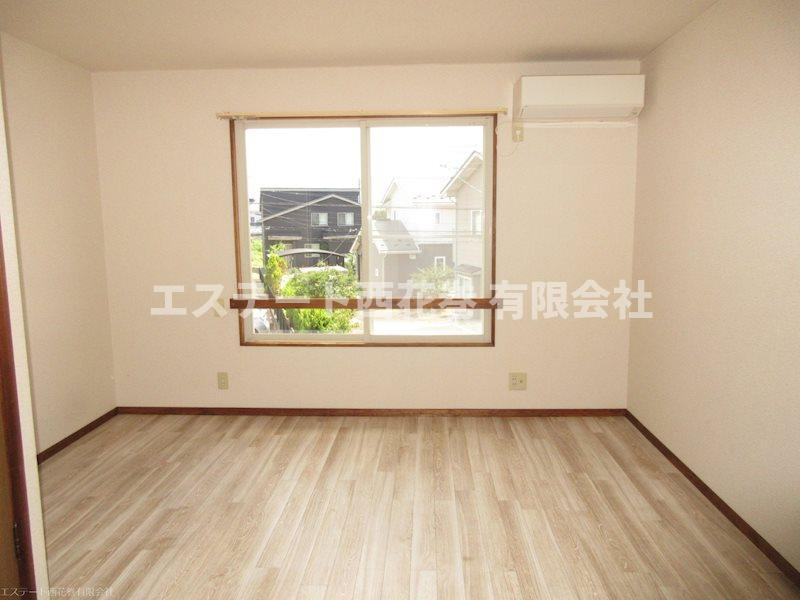 コーポネメアⅠの居間・リビング