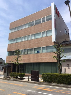 【外観】 | 魚津駅前izakビル