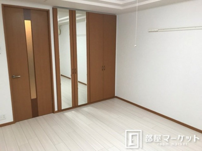 【居間・リビング】 | クリスタル・メゾン