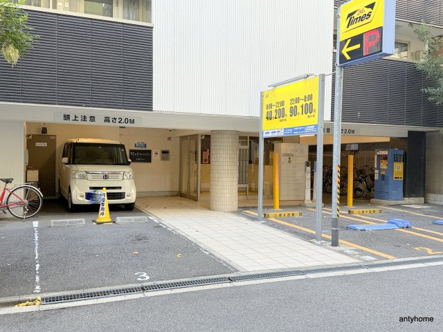 レフィナード恵美須　仲介手数料無料のエントランス