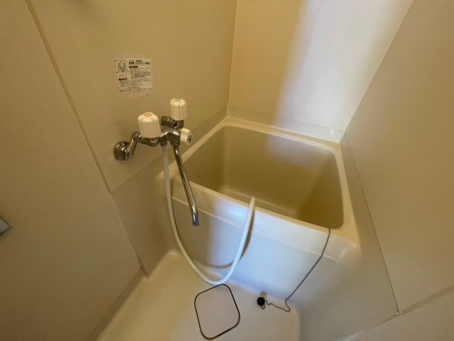 コーポレーションさとみの浴室