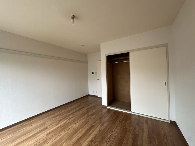 フレグランス汐見台の居間・リビング