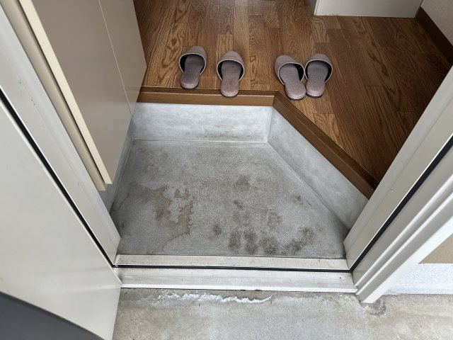 フレグランス汐見台の玄関