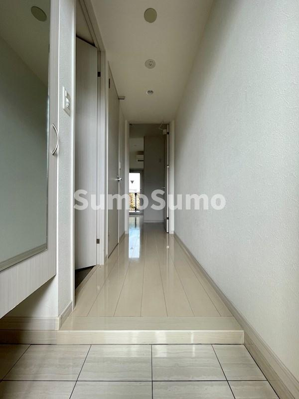 ヴィラージュ天神南ストリートの玄関