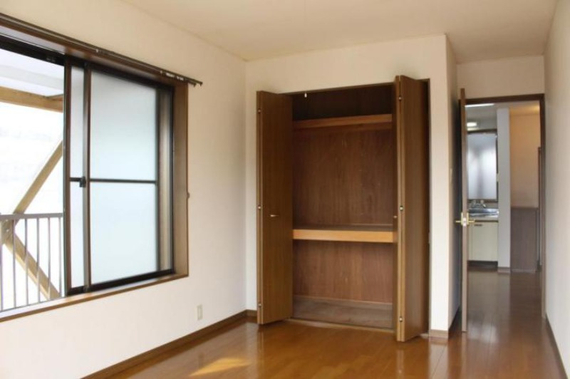 シーサイドハイツM＆Mの内装|明るい色調の室内です