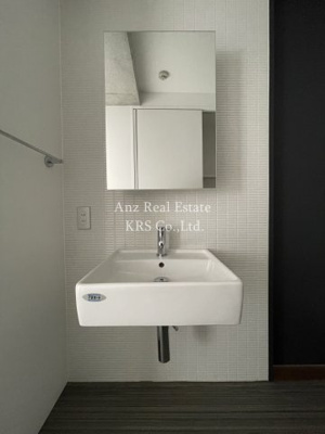 【洗面所】 | LOIS GRAND靭公園(ロイスグラン) | デザイン性に優れた洗面化粧台！