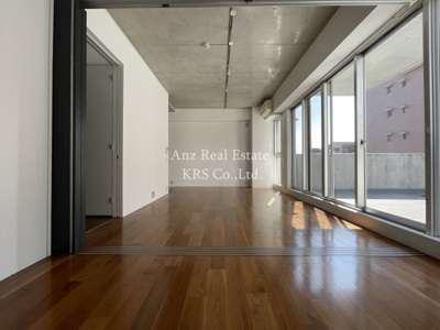 【居間・リビング】 | LOIS GRAND靭公園(ロイスグラン)