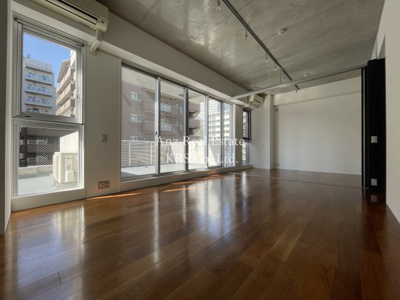 【居間・リビング】 | LOIS GRAND靭公園(ロイスグラン) | ゆったりとした居間です