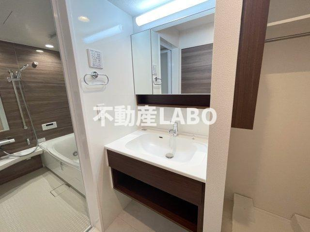 Raccolt阪南町の洗面所