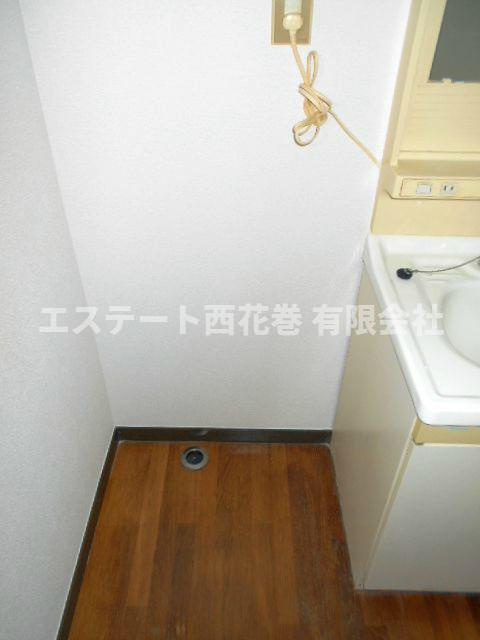 コーポ葵|洗濯機置き場（専用蛇口なし）