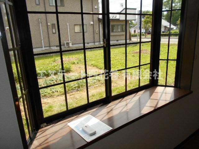 コーポ葵|洋室出窓