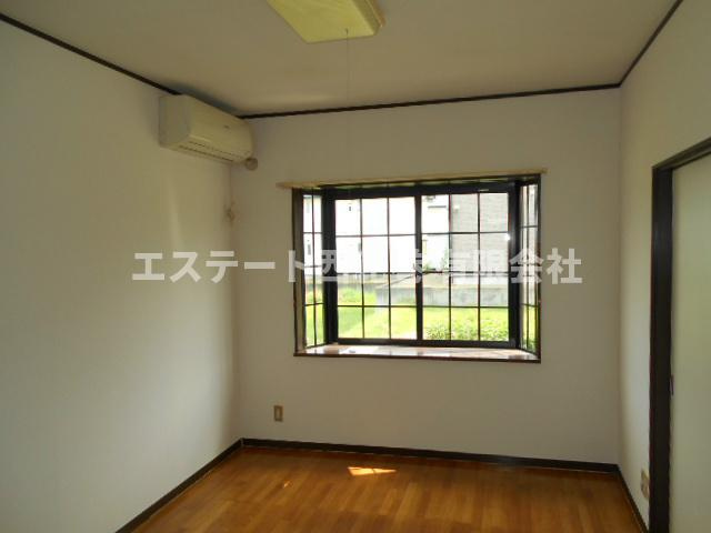 コーポ葵|照明器具、エアコンあり