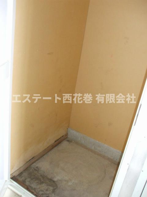 コーポ葵|外物置